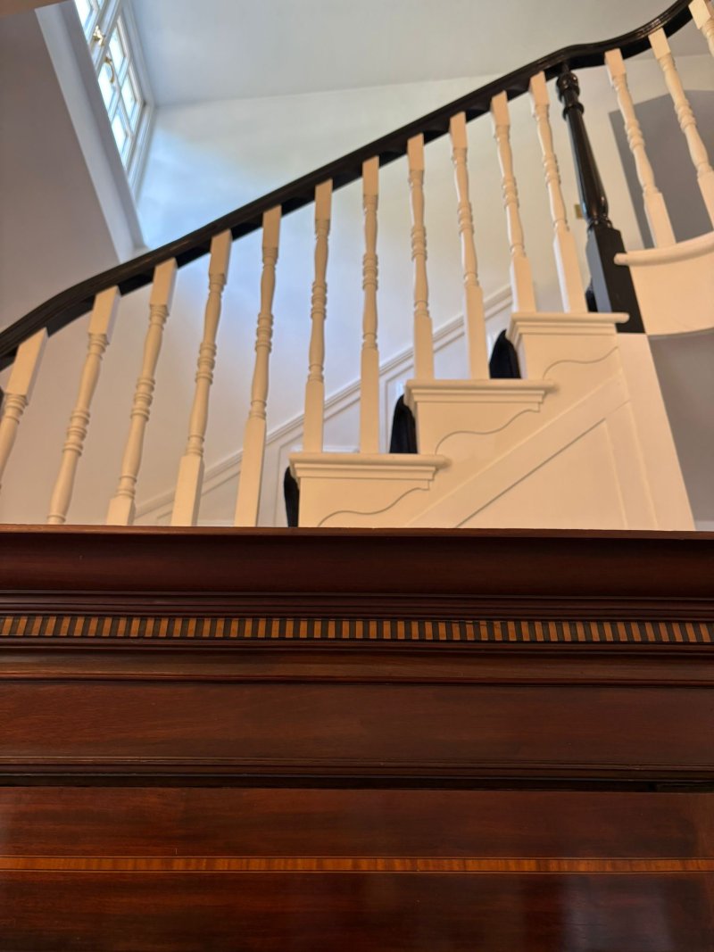 Large Antique Victorian Quality Inlaid Figured Mahogany 3 Door Wardrobe - Image 7